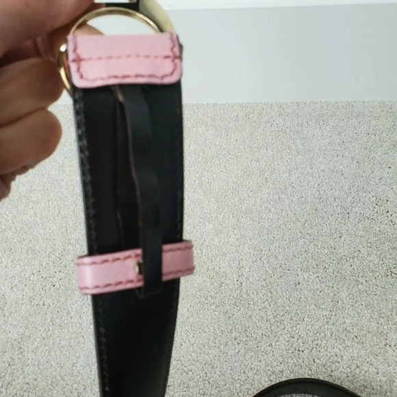 Gucci soft pink  leather belt with gold logo - Picture 7 of 14
